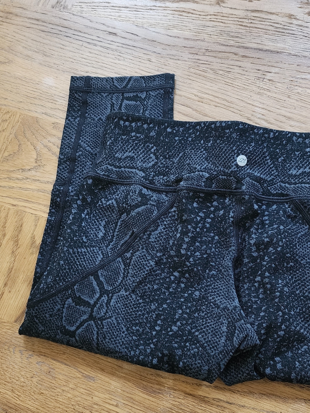 Vimmia Crop Black Snake-Print Leggings